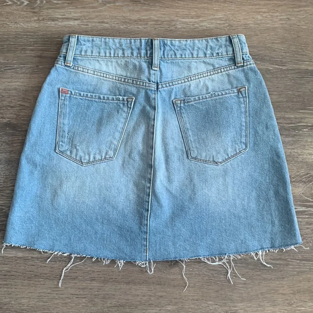Urban Outfitters BDG Jean distressed raw hemmed denim skirt sz medium